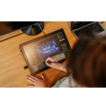 ÉCRAN INTERACTIF GRAPHIQUE À STYLET WACOM CINTIQ 16 (DTK168K0B) – Image 5