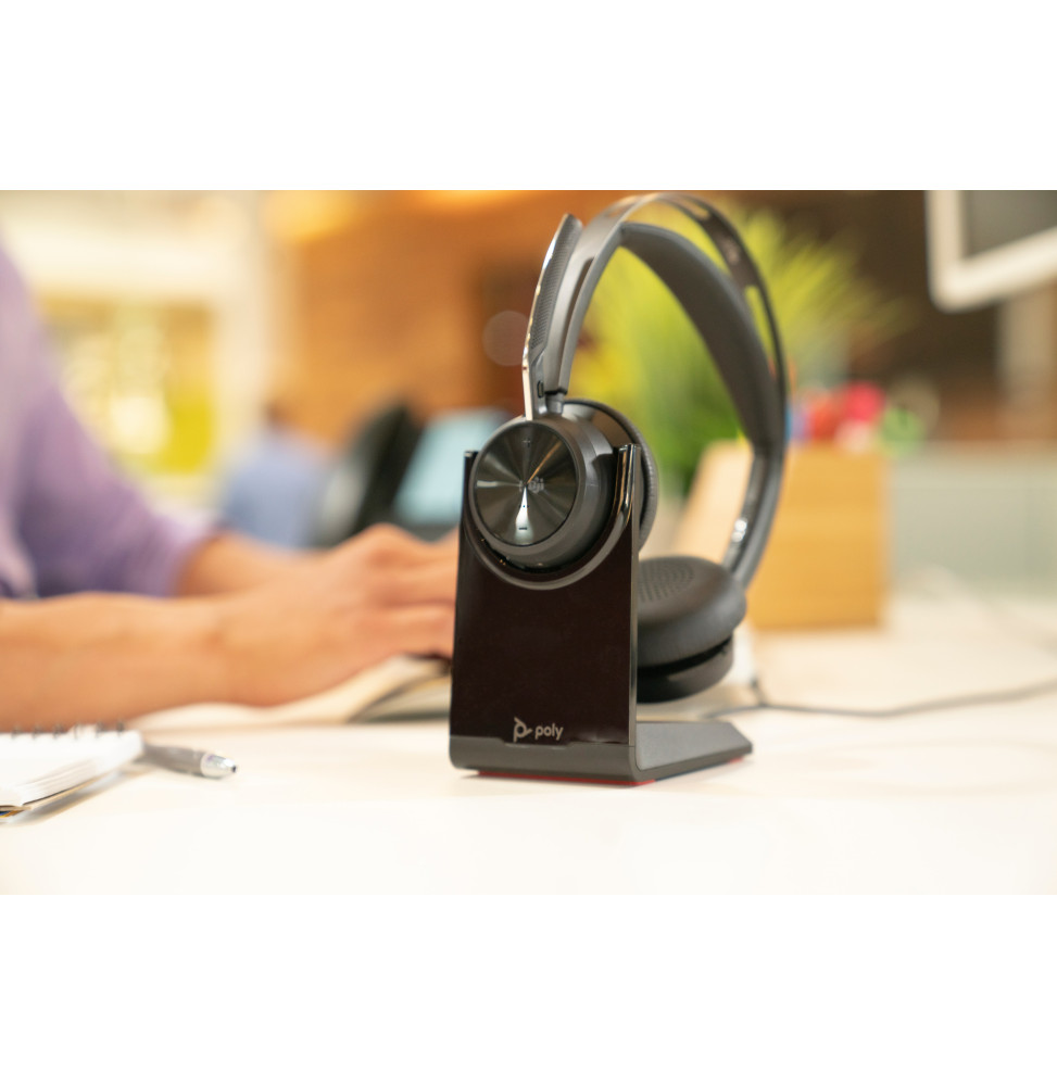 POLY VOYAGER FOCUS 2 MICROSOFT TEAMS CERTIFIED USB-C-C HEADSET +USB-C/A ADAPTER +CHARGING STAND (9T9J6AA)