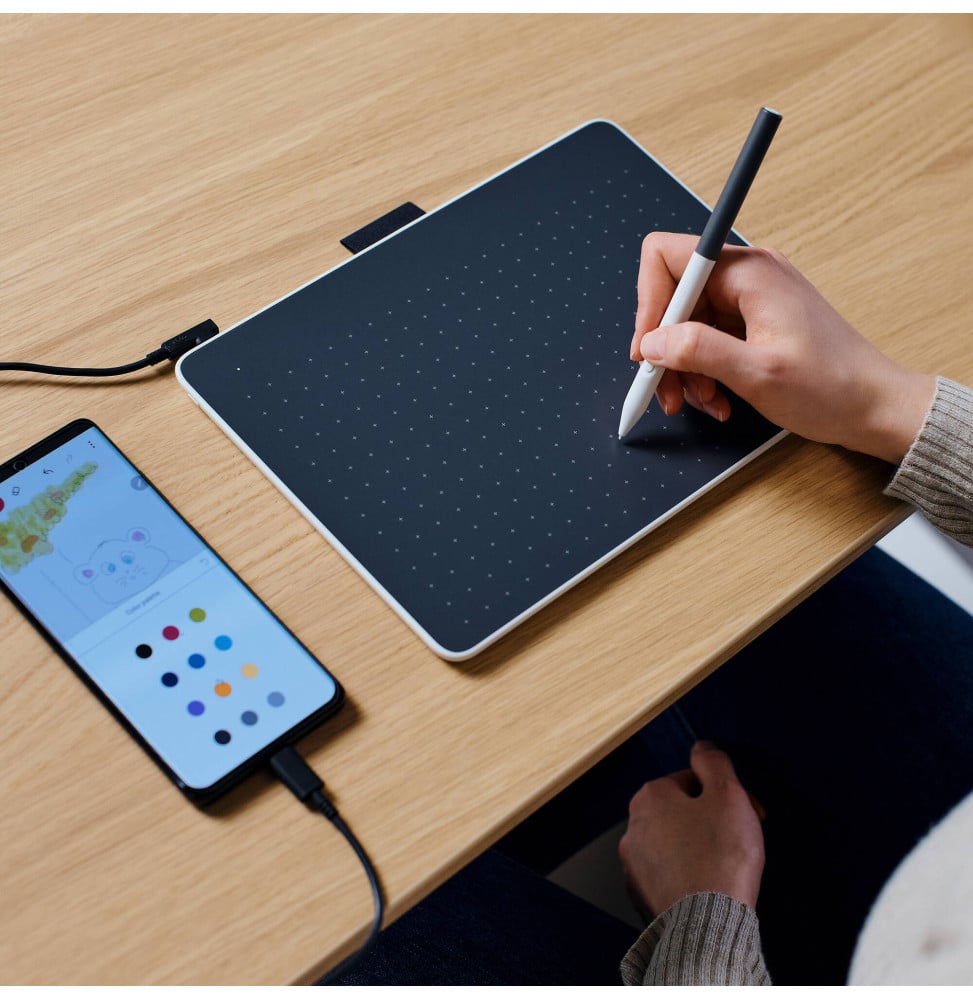 TABLETTE GRAPHIQUE À STYLET WACOM ONE PETITE - BLUETOOTH (CTC4110WLW2B)