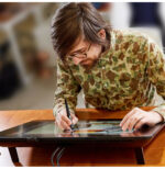 ÉCRAN INTERACTIF À STYLET WACOM CINTIQ PRO 24 : TABLETTE GRAPHIQUE AVEC ÉCRAN 23,6" 4K (DTK-2420) – Image 9
